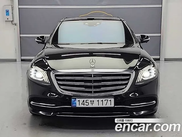 Mercedes-Benz S-Class 2019 thumb 2