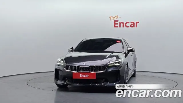 Kia Stinger 2020 thumb 4
