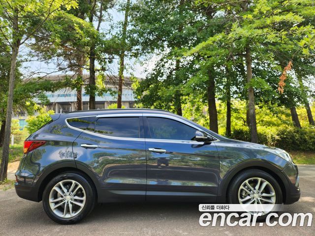 Hyundai Santa Fe 2015 thumb 8
