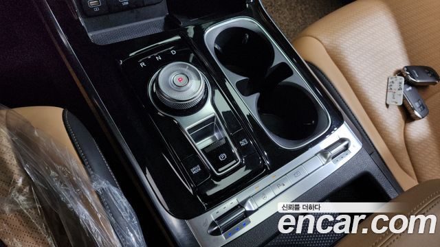 Kia Carnival 2021 thumb 10