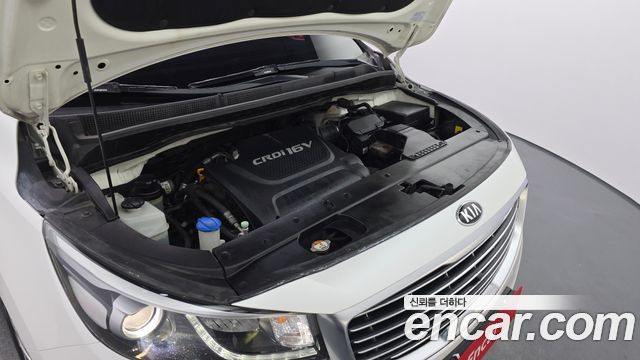 Kia Carnival 2017 thumb 6