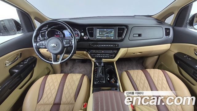Kia Carnival 2017 thumb 7