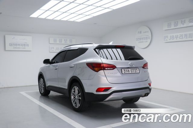 Hyundai Santa Fe 2016 thumb 7