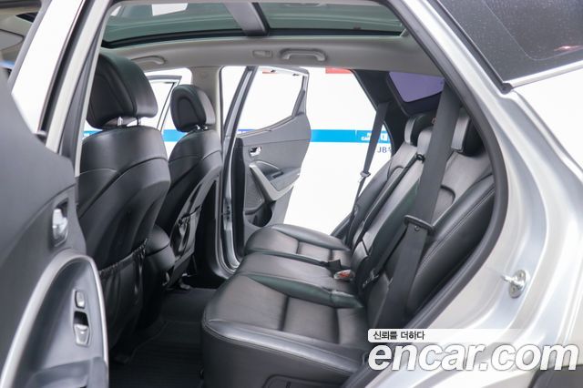 Hyundai Santa Fe 2016 thumb 11