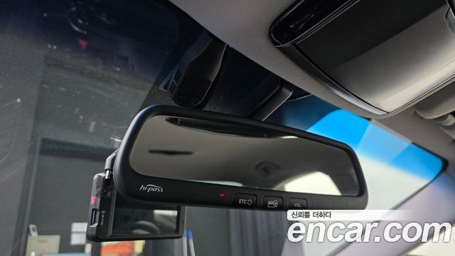 Hyundai Grandeur 2015 thumb 12