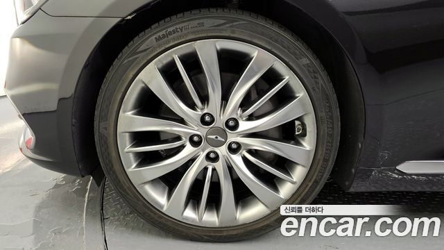 Genesis G80 2018 thumb 6