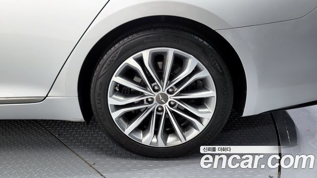 Hyundai Genesis 2016 thumb 6