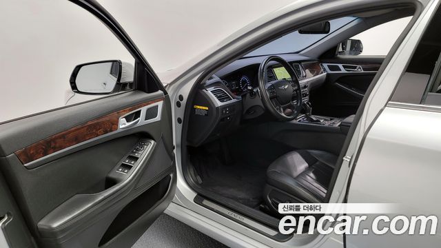 Hyundai Genesis 2016 thumb 10
