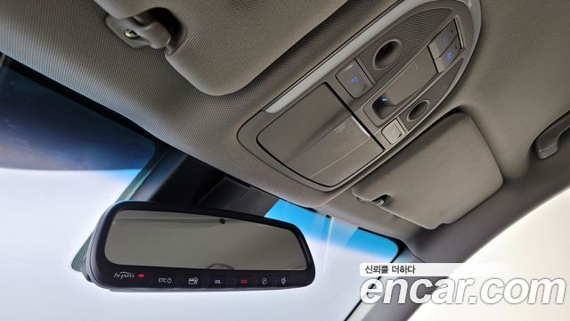 Hyundai Genesis 2016 thumb 11