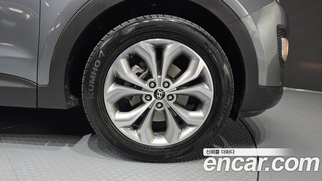 Hyundai Santa Fe 2013 thumb 6