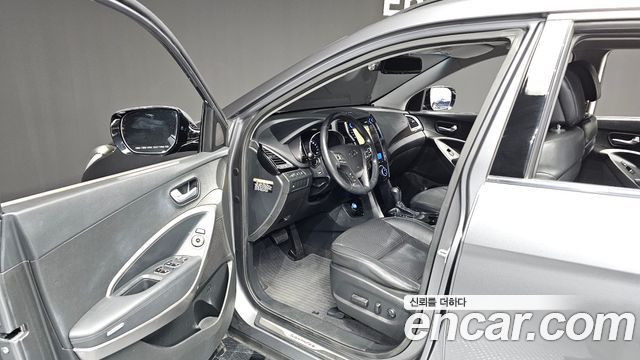 Hyundai Santa Fe 2013 thumb 11