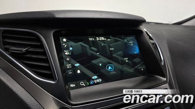 Hyundai Grandeur 2015 thumb 12