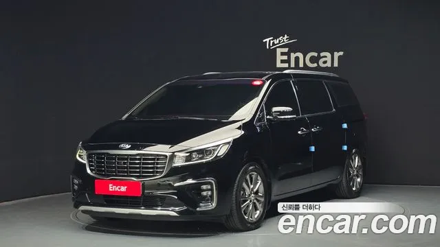 Kia Carnival 2019 thumb 2