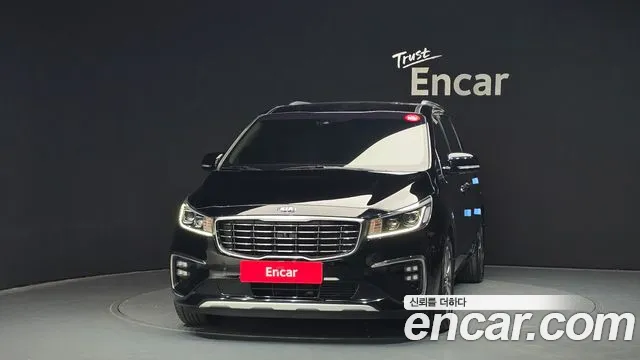 Kia Carnival 2019 thumb 4