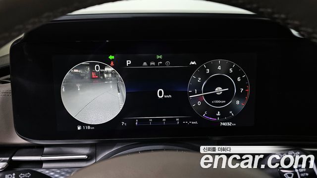 Kia Carnival 2021 thumb 9