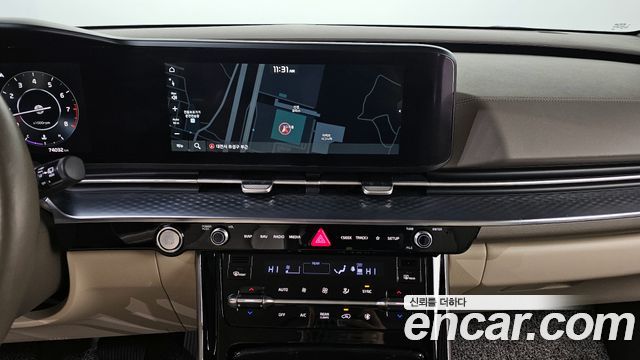 Kia Carnival 2021 thumb 12