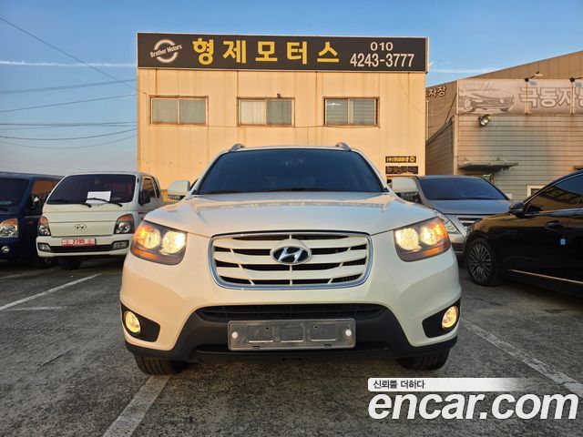Hyundai Santa Fe 2010 thumb 4