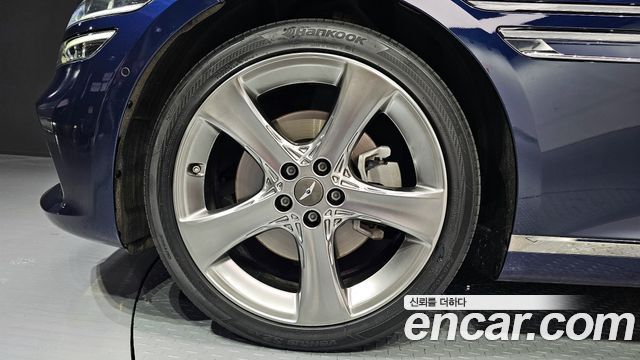 Genesis G80 2020 thumb 5