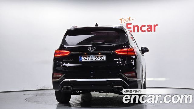 Hyundai Santa Fe 2019 thumb 5