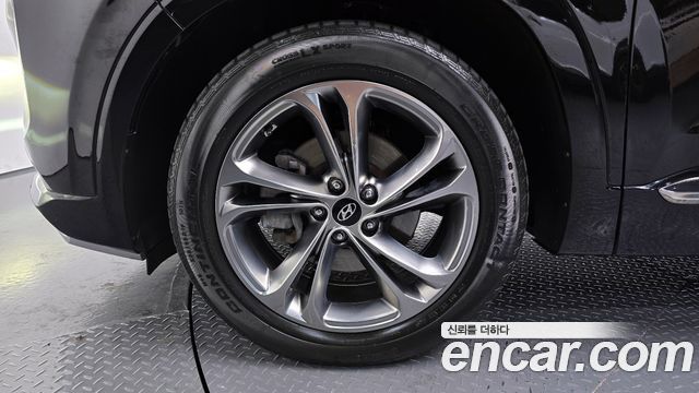 Hyundai Santa Fe 2019 thumb 6