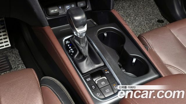 Hyundai Santa Fe 2019 thumb 10