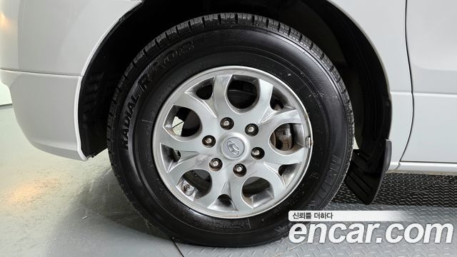 Hyundai Starex 2015 thumb 5