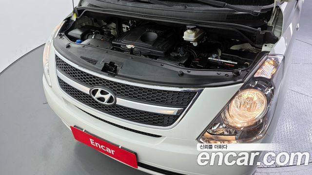 Hyundai Starex 2015 thumb 6
