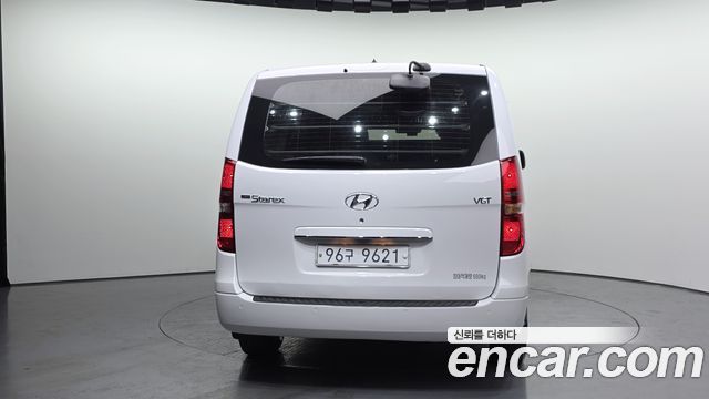 Hyundai Starex 2016 thumb 4