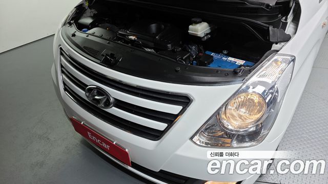 Hyundai Starex 2016 thumb 6