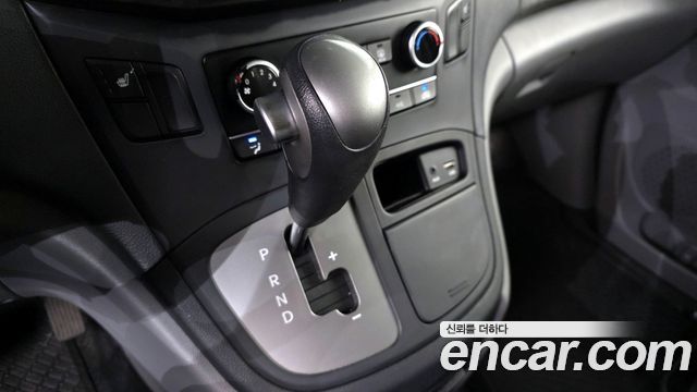 Hyundai Starex 2016 thumb 9