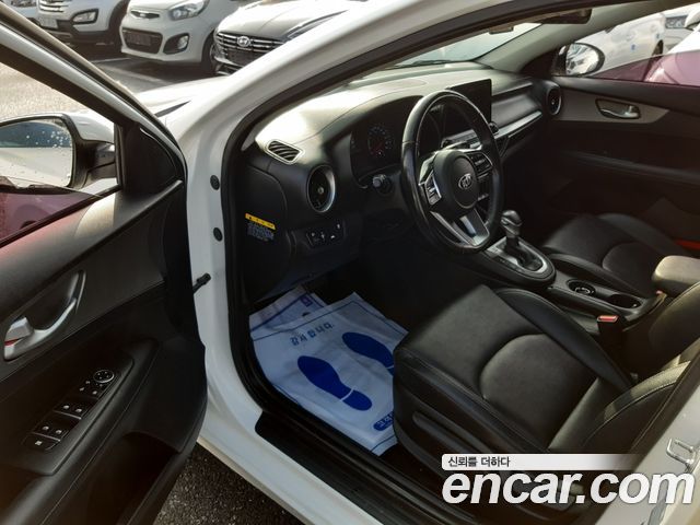 Kia K3 2019 thumb 3