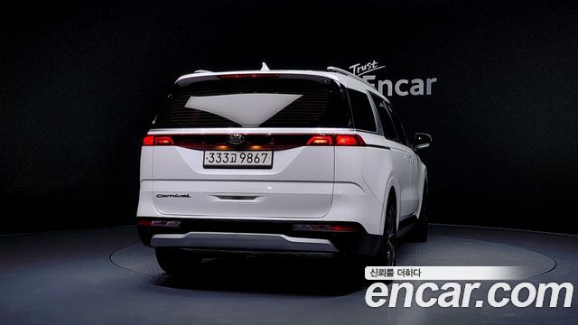 Kia Carnival 2020 thumb 4