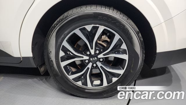 Kia Carnival 2020 thumb 5