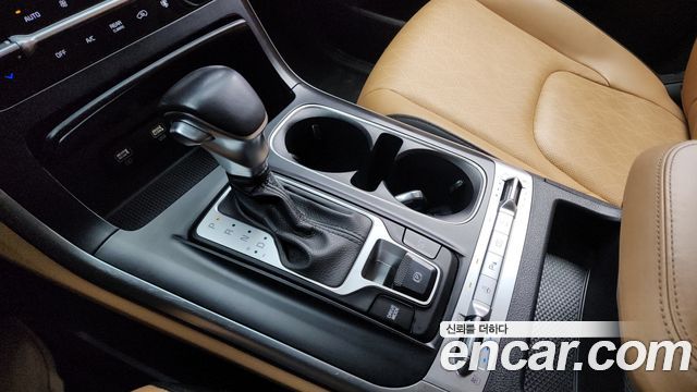 Kia Carnival 2020 thumb 9