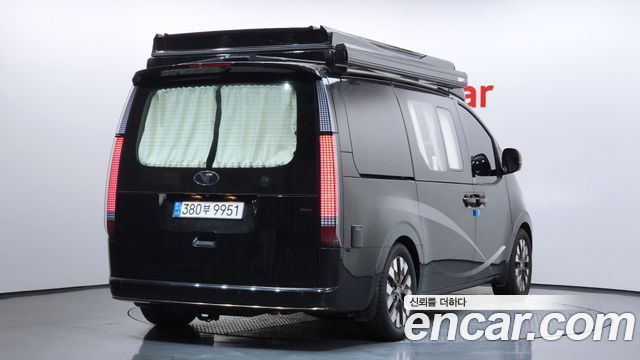 Hyundai Staria 2022 thumb 3