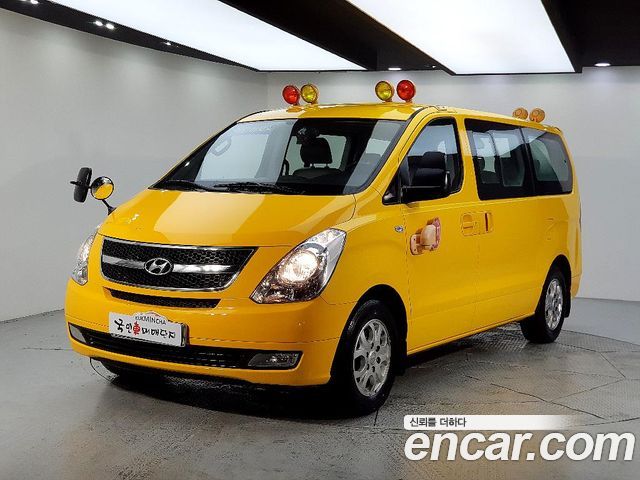 Hyundai Starex 2015 thumb 2