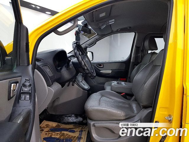 Hyundai Starex 2015 thumb 9