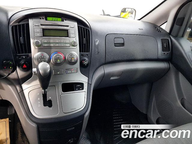 Hyundai Starex 2015 thumb 11
