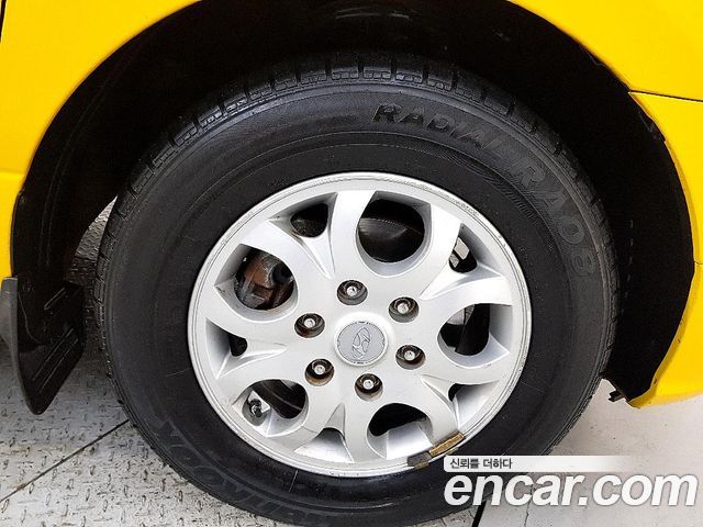 Hyundai Starex 2015 thumb 12