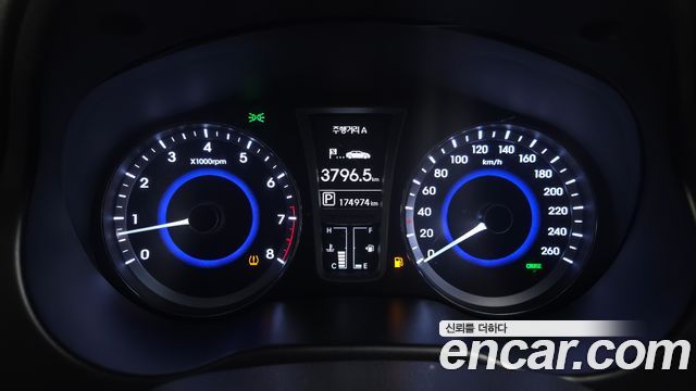 Hyundai Grandeur 2013 thumb 8