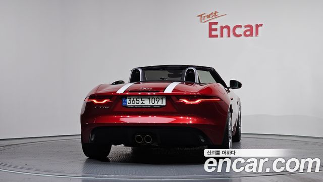Jaguar F-Type 2021 thumb 5