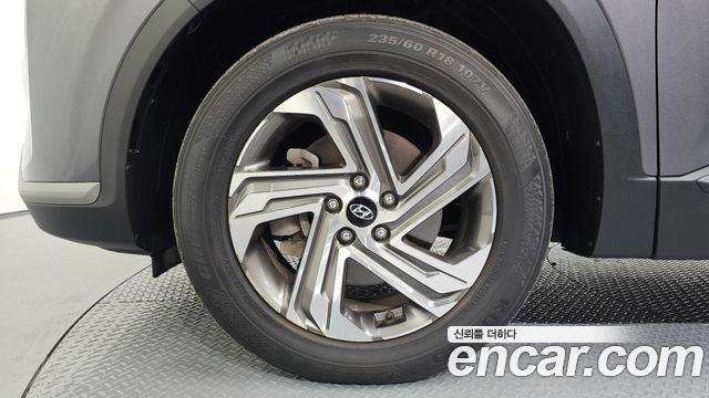 Hyundai Santa Fe 2021 thumb 5