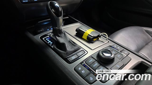 Hyundai Genesis 2015 thumb 9