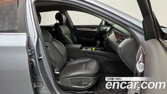 Hyundai Genesis 2015 thumb 10