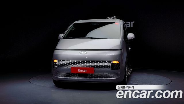 Hyundai Staria 2021 thumb 3