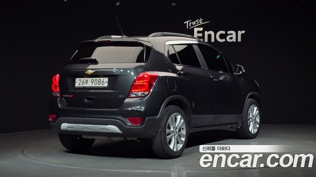 Chevrolet Trax 2017 thumb 3