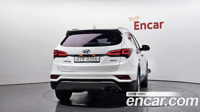Hyundai Santa Fe 2015 thumb 4