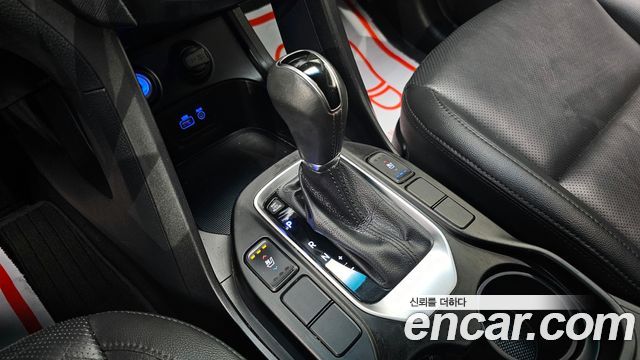 Hyundai Santa Fe 2015 thumb 9