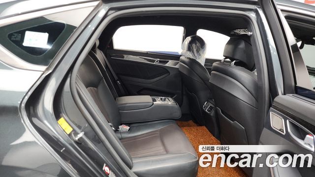 Genesis G80 2019 thumb 12