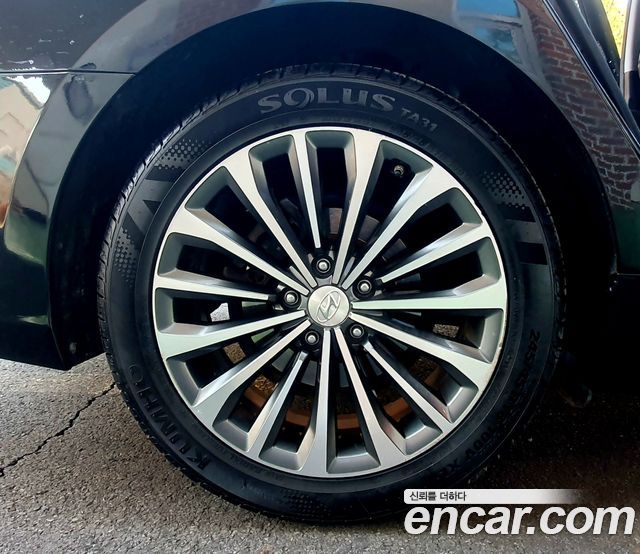 Hyundai Grandeur 2014 thumb 10